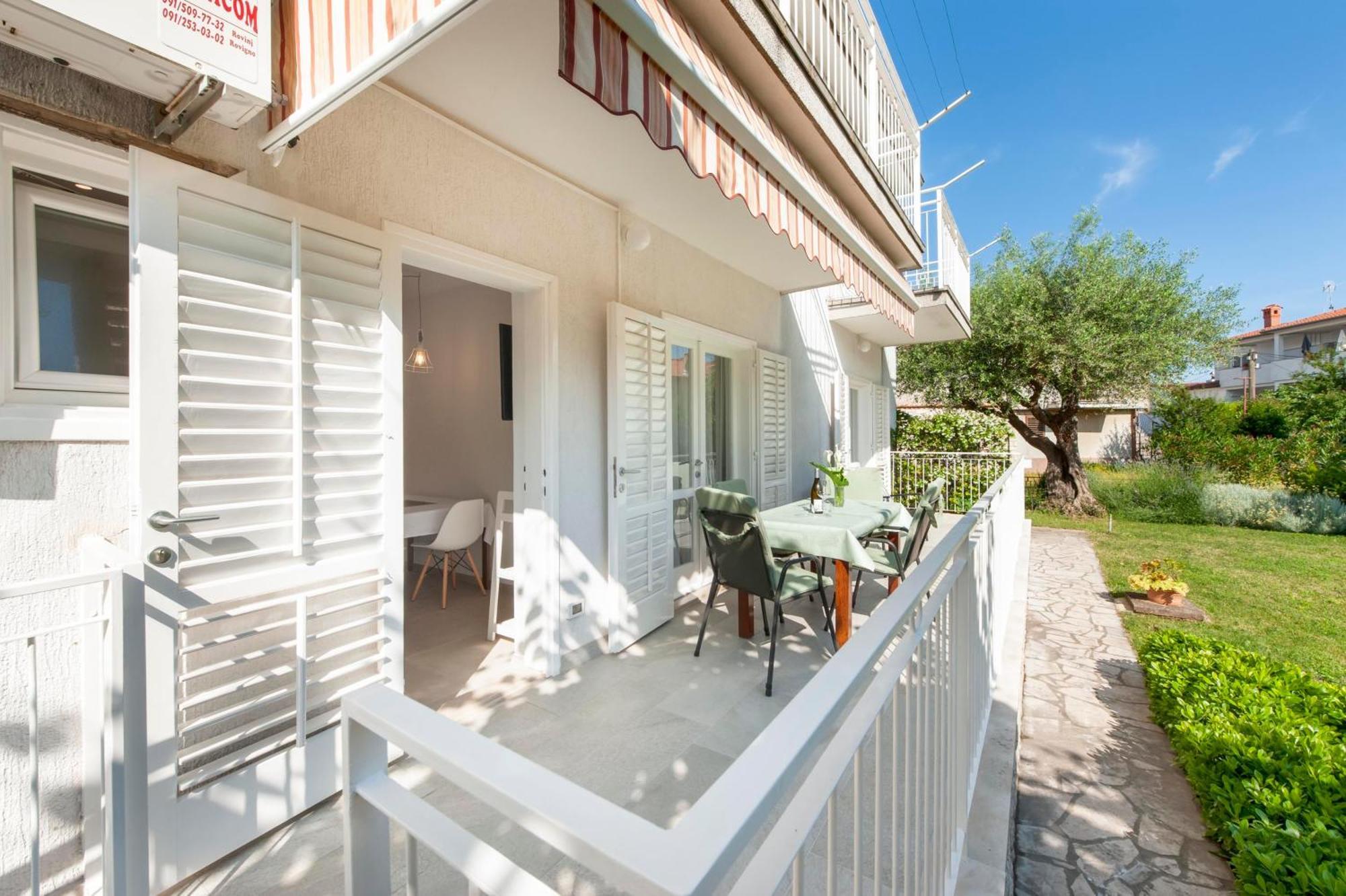 Apartments Magnolia Rovinj Buitenkant foto